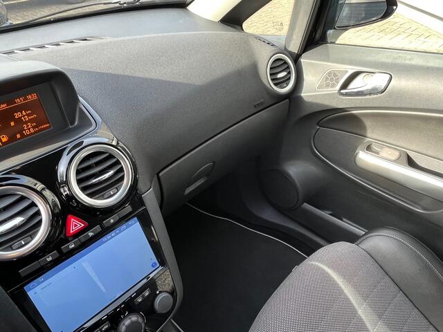 Opel Corsa 1.6-16V Turbo OPC 192PK Navi,Clima,Cruise,Isofix,Bluetooth,Recaro-Stoelen,Lmv,ElektrRamen+Spiegels,HalfLeder.