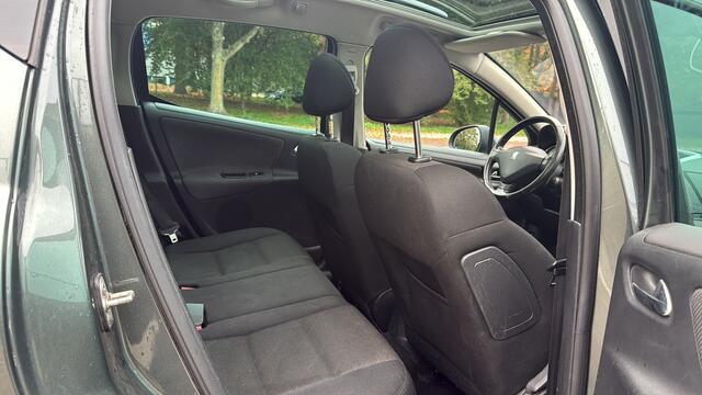 Peugeot 207 SW 1.6 VTi XS
