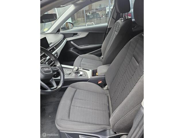 Audi A4 Avant 35 TDI Sport S line black edition
