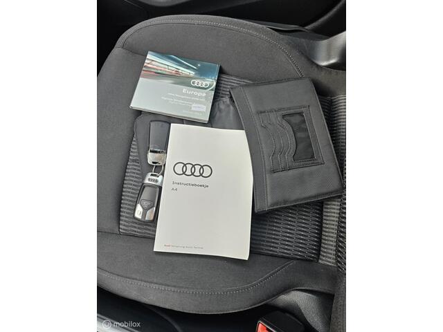 Audi A4 Avant 35 TDI Sport S line black edition