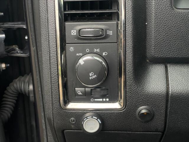 Dodge 1500 Ram 5.7 V8 Crew Cab 5'7|Full option|