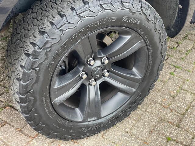 Dodge 1500 Ram 5.7 V8 Crew Cab 5'7|Full option|