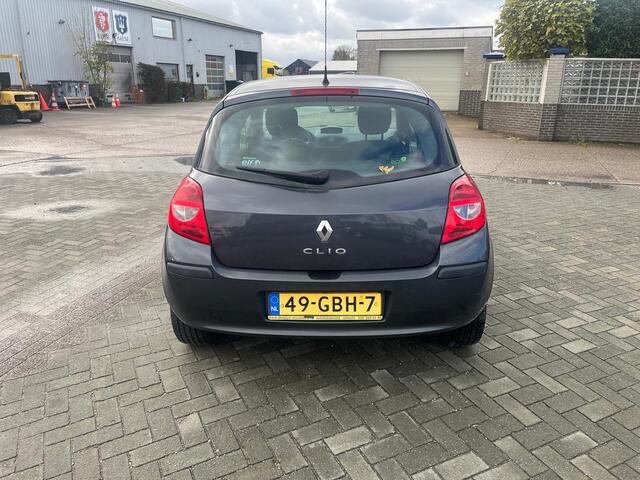 Renault Clio 1.2-16V Special Line airco cv