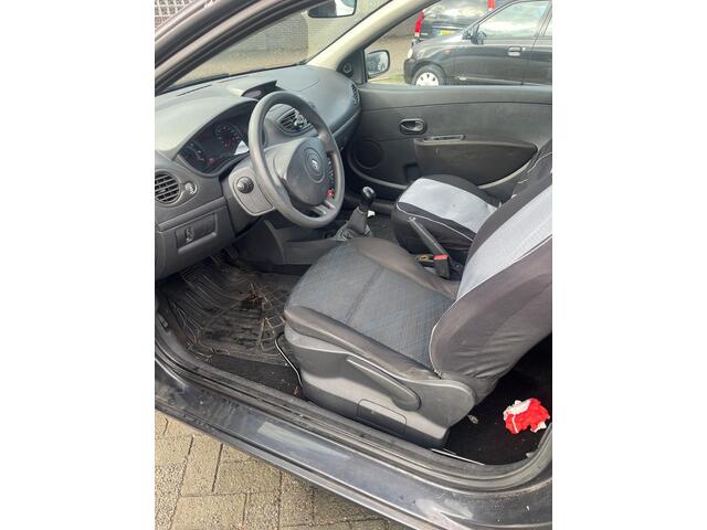 Renault Clio 1.2-16V Special Line airco cv