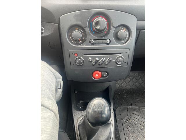 Renault Clio 1.2-16V Special Line airco cv