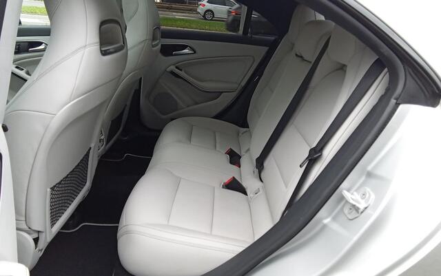 Mercedes-Benz CLA-Klasse 200 Business AMG pakket/81000km origineel