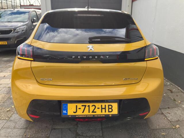 Peugeot 208 1.2 PureTech GT-Line incl BOVAG garantie en aflveringsbeurt