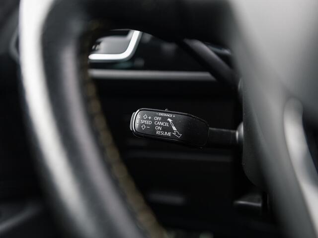 Seat Leon ST 2.0 TSI CUPRA 300 4DRIVE PANO CAMERA SEATSOUND