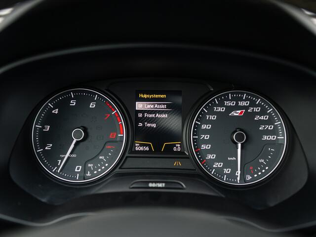 Seat Leon ST 2.0 TSI CUPRA 300 4DRIVE PANO CAMERA SEATSOUND