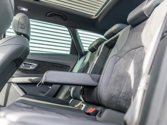 Seat Leon ST 2.0 TSI CUPRA 300 4DRIVE PANO CAMERA SEATSOUND