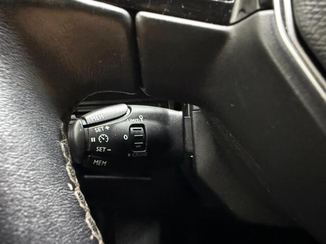 Peugeot 5008 1.2 PureTech Active 7 PERSOONS PDC NAVI NAP