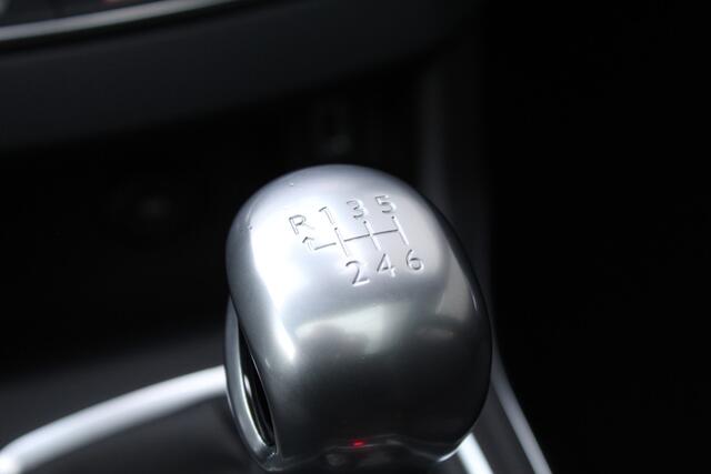 Peugeot 308 1.2 PureTech GT-line / Carplay / Camera / Keyless / N.A.P.