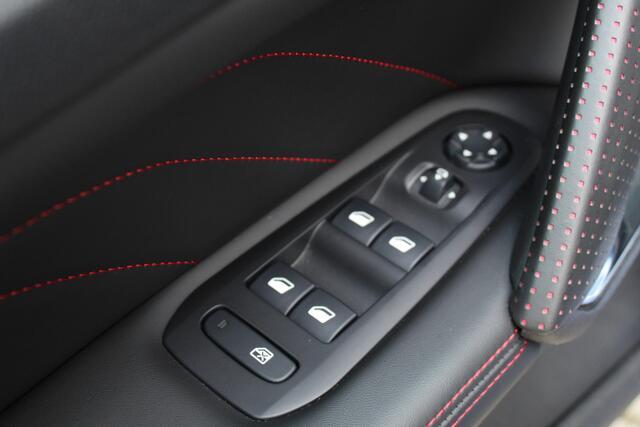 Peugeot 308 1.2 PureTech GT-line / Carplay / Camera / Keyless / N.A.P.
