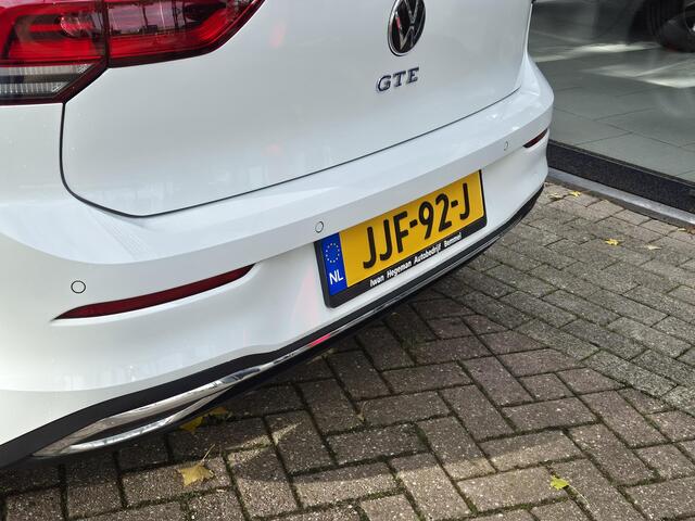 Volkswagen Golf 1.4 eHybrid GTE | SOH 93,6% Digitaal Dashboard | Leer | Stoel + Stuurverwarming + Stoelkoeling| Navigatie | Climate Control | Parkeersensoren