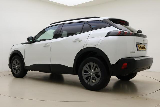 Peugeot 2008 1.2T Style 100pk | Parkeer Camera Achter | Navigatie | Privacy Glas Achter | Cruise Control | Full LED |  Lichtmetalen Velgen 16'' | Apple Carpla