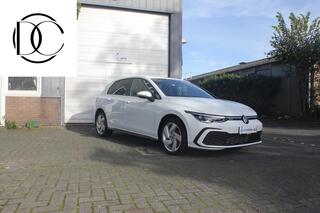 VOLKSWAGEN GOLF GTE / 1.4 TSI 245 PK/ Carplay /Adaptive Cruise Control / Stuur Stoel Verwarming /