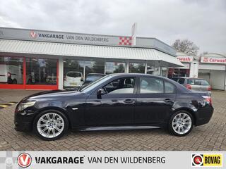 BMW 5-SERIE 525xi