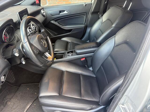 Mercedes-Benz A-Klasse 200 AMG Leer Automaat Camera Navi Stoelverw.