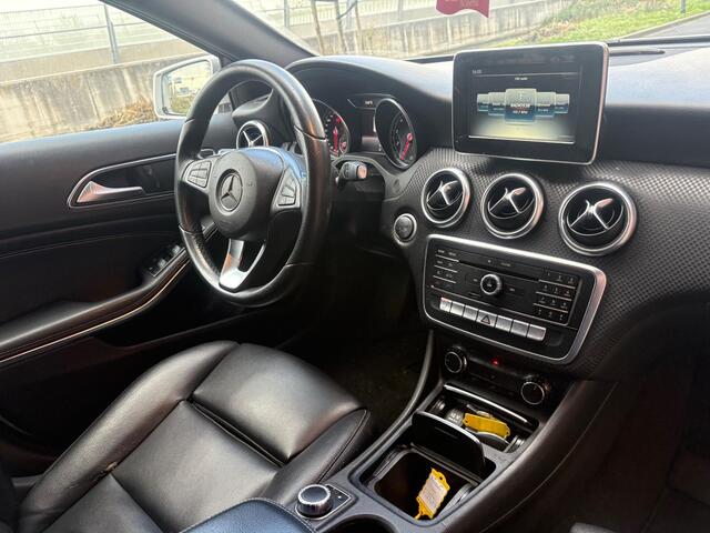 Mercedes-Benz A-Klasse 200 AMG Leer Automaat Camera Navi Stoelverw.