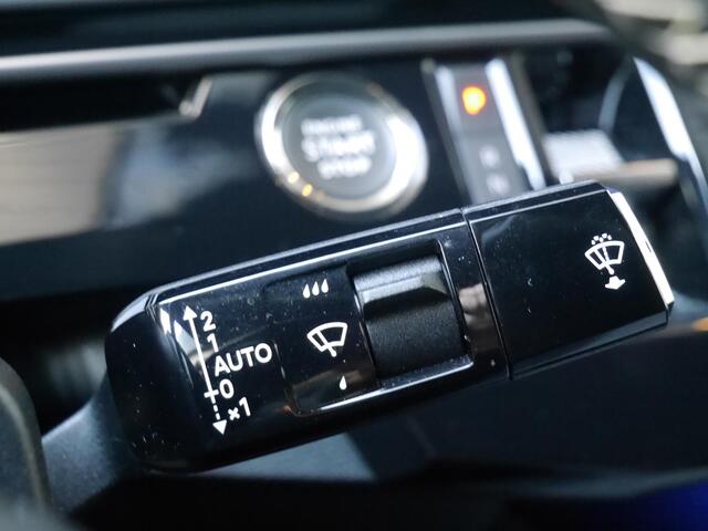 Peugeot 3008 1.2 Hybrid 136 GT | Stoel en stuurverwarming | Rondom Camera | Adaptive cruise control | Automaat | Keyless entry en start | Full led | Navigati