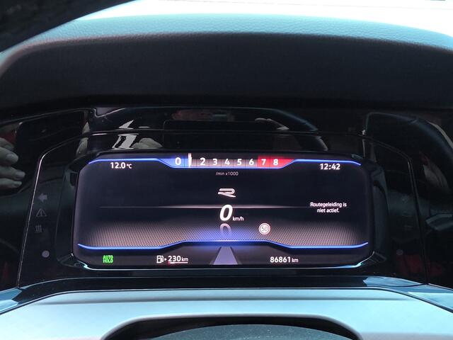 Volkswagen Golf 1.0 TSi, NL auto Carplay Digi Dash Spoilerset VAKANTIEGELD WEKEN