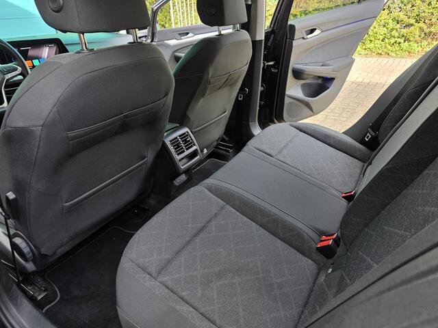 Volkswagen Golf 1.0 TSi, NL auto Carplay Digi Dash Spoilerset VAKANTIEGELD WEKEN