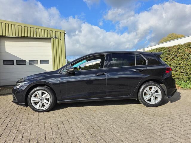 Volkswagen Golf 1.0 TSi, NL auto Carplay Digi Dash Spoilerset VAKANTIEGELD WEKEN