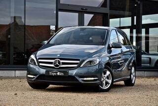 MERCEDES-BENZ B-KLASSE B 180 7G-DCT*1�HAND*XENON*LEDER*CRUISE*PDC**