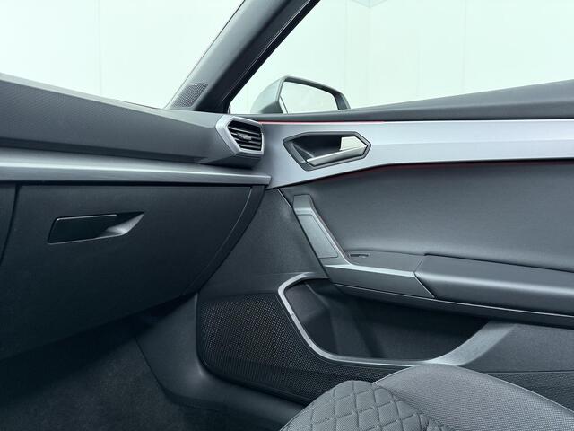 Seat Leon FR Business 1.5 TSI eHybrid 150 kW / 204 PK DSG | Panoramadak |