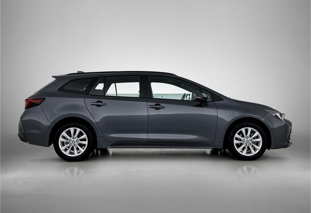 Toyota Corolla Touring Sports Hybrid 140 Active+ Limited | Parkeersensoren V+A | Stoel + Stuurwielverwarming+ ruitenwisser | draadloos telefoon opladen