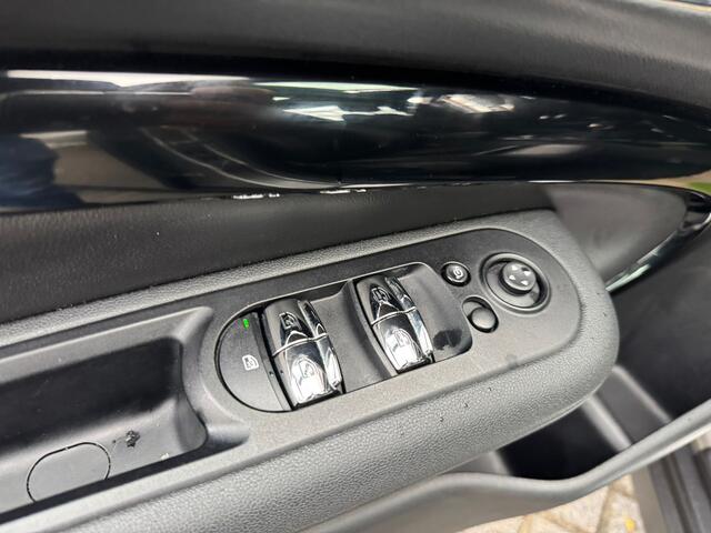 Mini Cooper CLUBMAN Mini 2.0 S Chili Serious Business Pano, HUD, Navi, Cruise, Climate Control, NAP