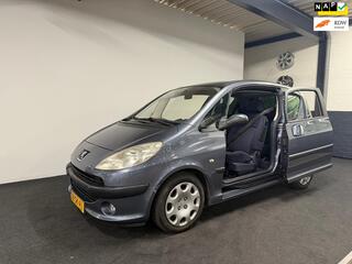 Peugeot 1007