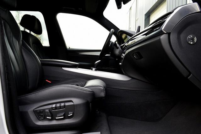 BMW X5 xDrive50i High Executive 7p. Rijklaarprijs-Garantie Panorama dak Leder Navigatie Head-up 20 Inch