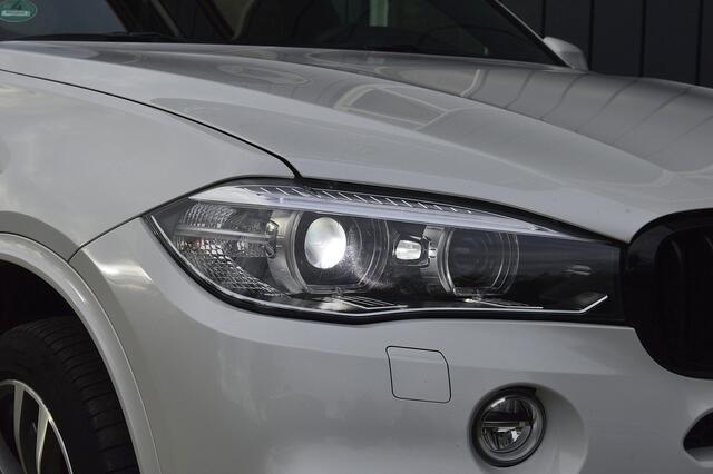 BMW X5 xDrive50i High Executive 7p. Rijklaarprijs-Garantie Panorama dak Leder Navigatie Head-up 20 Inch