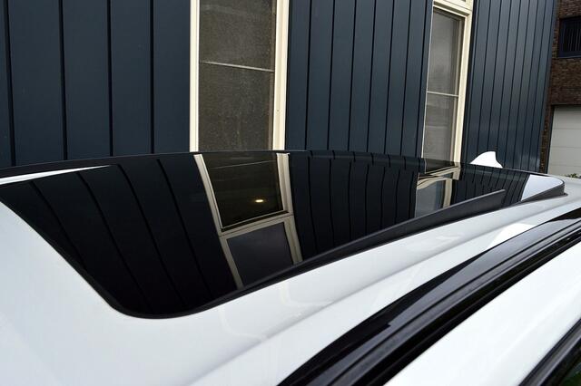 BMW X5 xDrive50i High Executive 7p. Rijklaarprijs-Garantie Panorama dak Leder Navigatie Head-up 20 Inch