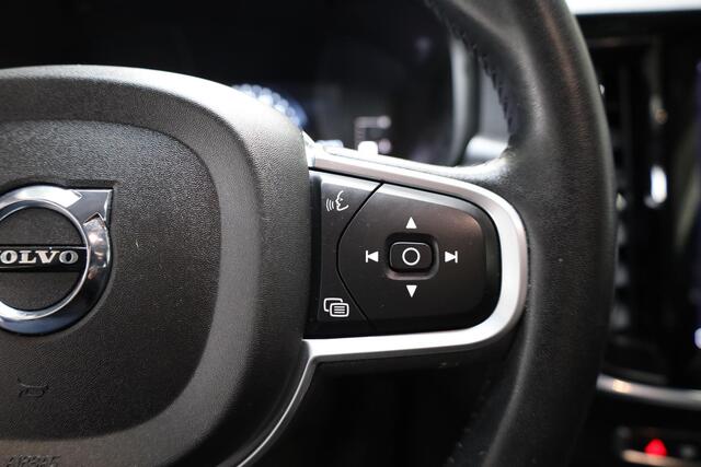 Volvo V90 2.0 T5 Momentum TREKHAAK-ELEC. STOELVERW. NAVI CITY-SAFETY ENZ.