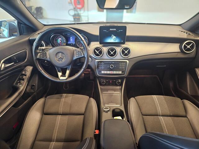Mercedes-Benz CLA-Klasse 180 Automaat | Afn trekhaak | Carplay optie | Sportief | Luxe