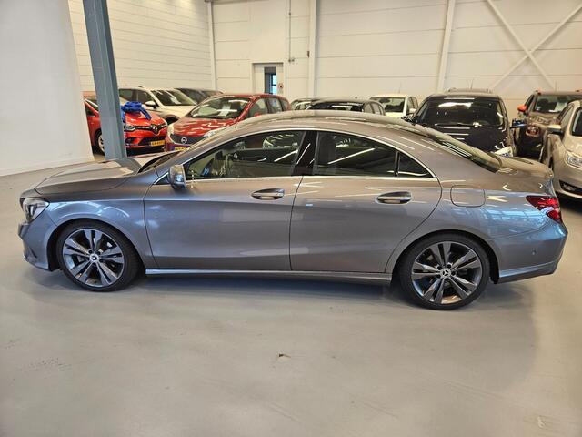 Mercedes-Benz CLA-Klasse 180 Automaat | Afn trekhaak | Carplay optie | Sportief | Luxe