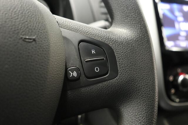 Renault Trafic 2.0 dCi 120PK EURO 6 - Airco - Cruise - Navi - � 10.950,- Excl.