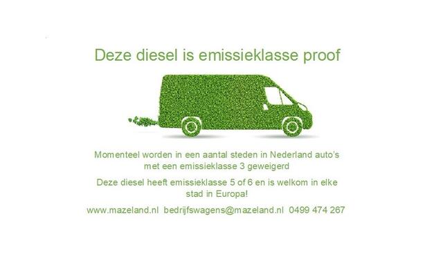 Renault Trafic 2.0 dCi 120PK EURO 6 - Airco - Cruise - Navi - � 10.950,- Excl.