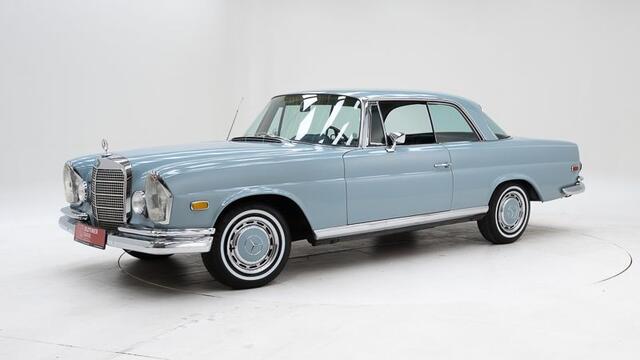 Mercedes-Benz 280 