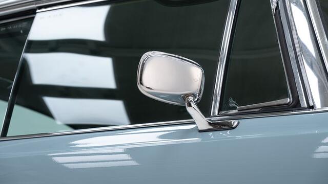 Mercedes-Benz 280 