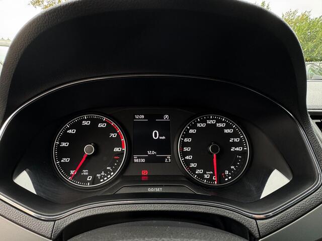 Seat Ibiza 1.0 TSI Style PDC VOOR & ACHTER / STOELVERWARMING / BLUETOOTH / ELEKTR. INKLAPB SPIEGELS