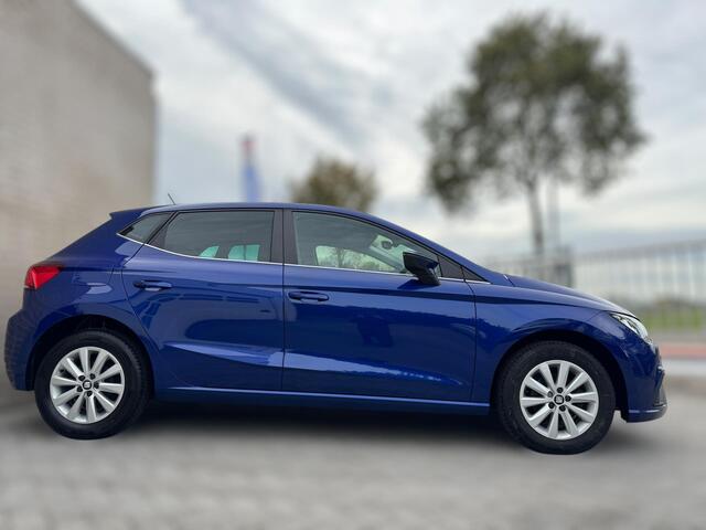 Seat Ibiza 1.0 TSI Style PDC VOOR & ACHTER / STOELVERWARMING / BLUETOOTH / ELEKTR. INKLAPB SPIEGELS