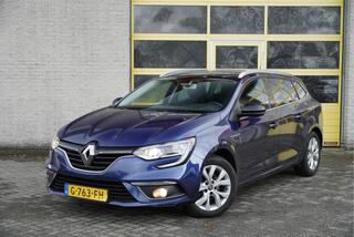 RENAULT MEGANE Estate 1.5 Blue dCi Limited BJ2019 Lmv 16