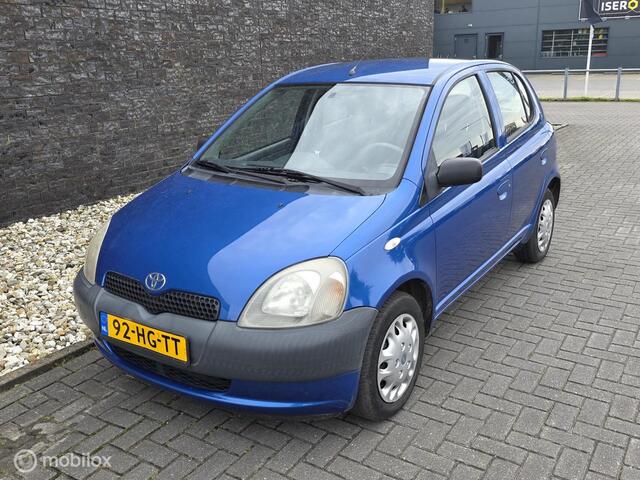 Toyota Yaris 1.0-16V VVT-i Terra - e apk
