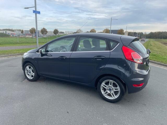 Ford Fiesta 1.6 Ti-VCT Titanium AUTOMAAT met 61765 km
