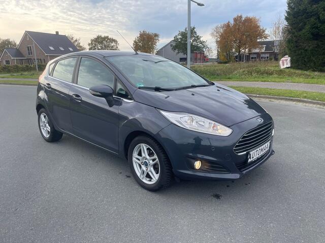 Ford Fiesta 1.6 Ti-VCT Titanium AUTOMAAT met 61765 km
