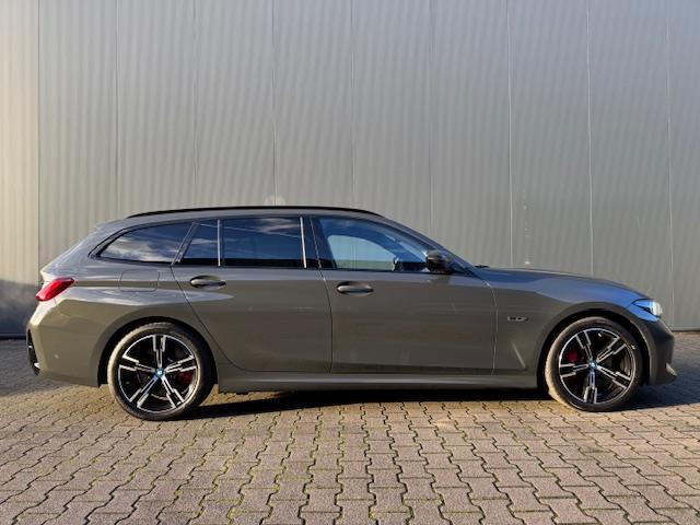 BMW 3-Serie Touring | Facelift | Full map navigatie 330e