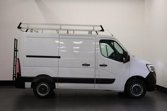 Renault Master 2.3 dCi 136PK EURO 6 - Airco - Cruise - Trekhaak - � 14.900,- Excl.